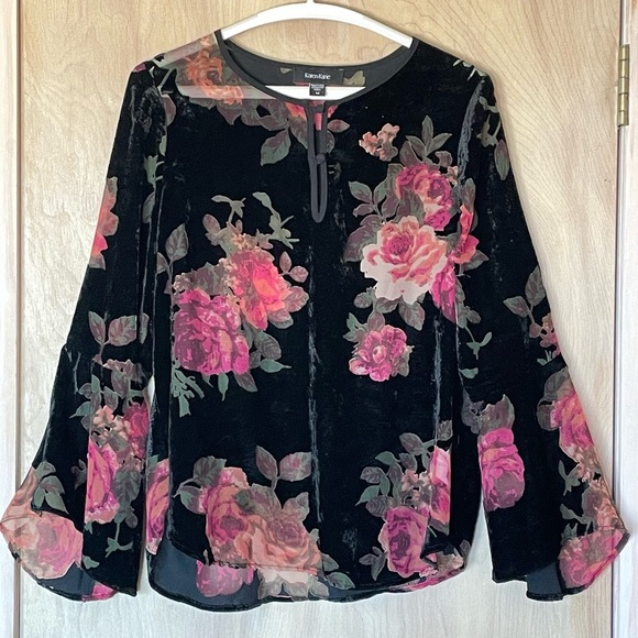 Karen Kane Black Velvet Burnout Bell Sleeve Floral Top Women’s M - Picture 2 of 13